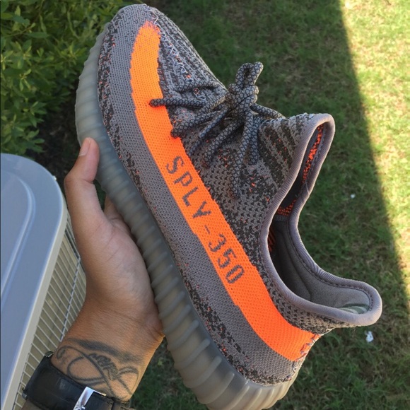 Yeezys boost 350 V2 Grey Orange